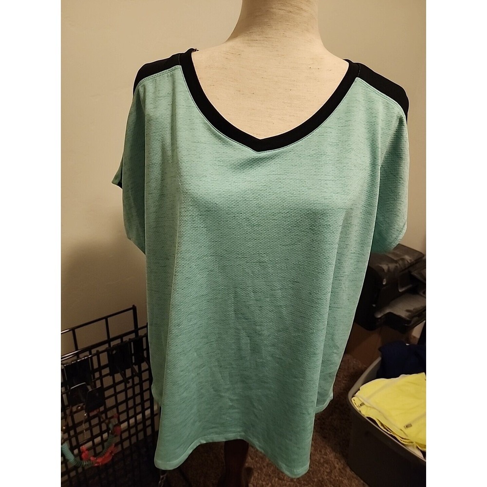 St Johns Bay Women Black &, Teal.  Quick Dri Crop Sleeves V neck Athletic.‎ XL